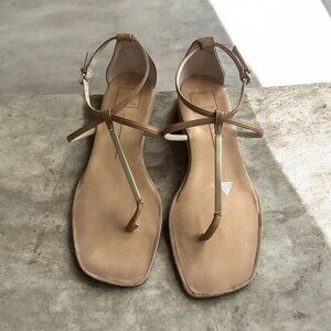 DV DOLCE VITA Tan Gladiator Gold Sandals Size 8.5